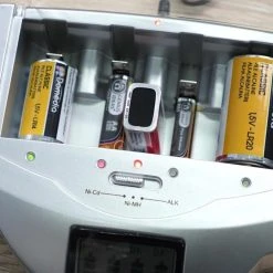 Alternative view of Myshop-Solaire SHOP-STORY - BATTERY CHARGER : Chargeur Universel De Piles Avec Écran...